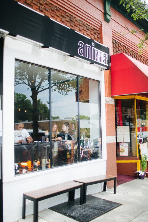 27586574591_60939197b7_k